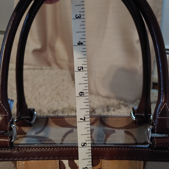 Coach Hamptons Signature Carryall Handbag F13072 - Picture 11 of 16